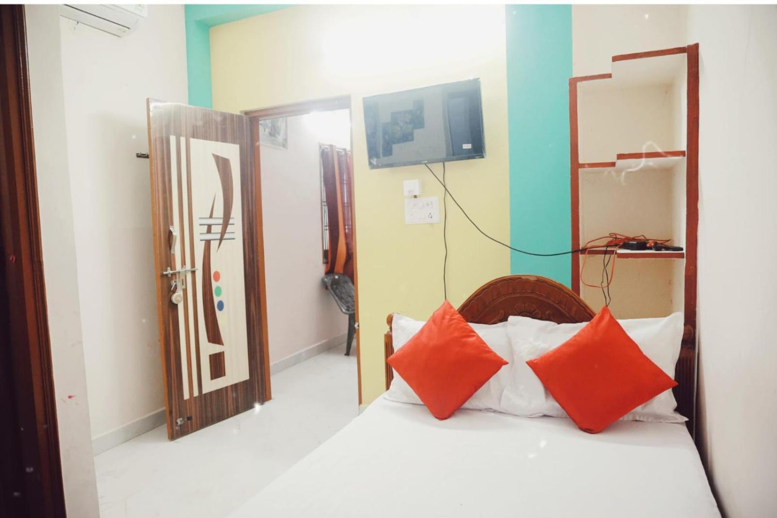 Garuda Grand Apartment Tirupati Ngoại thất bức ảnh