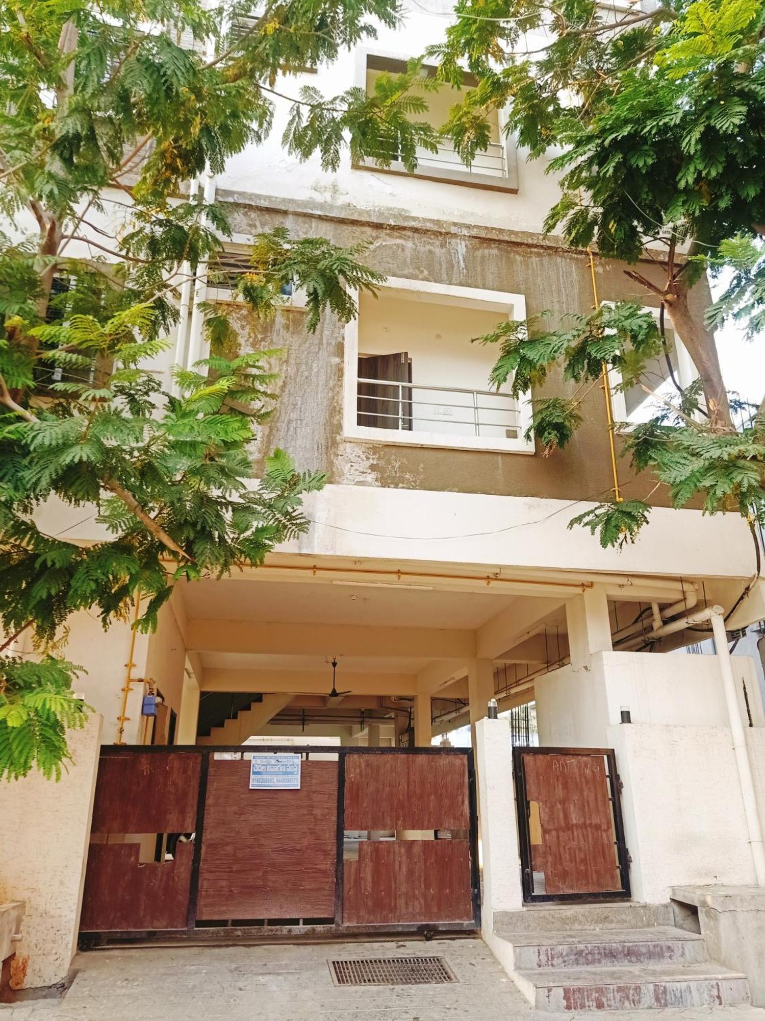 Garuda Grand Apartment Tirupati Ngoại thất bức ảnh